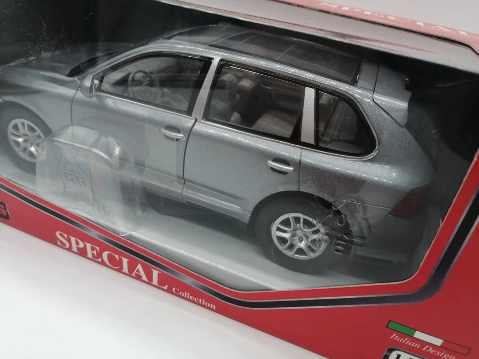 Porsche Cayenne Turbo silver metallic grey 1/24 1 24 MONDO MOTORS MOTORMAX §§ - Immagine 3 di 3