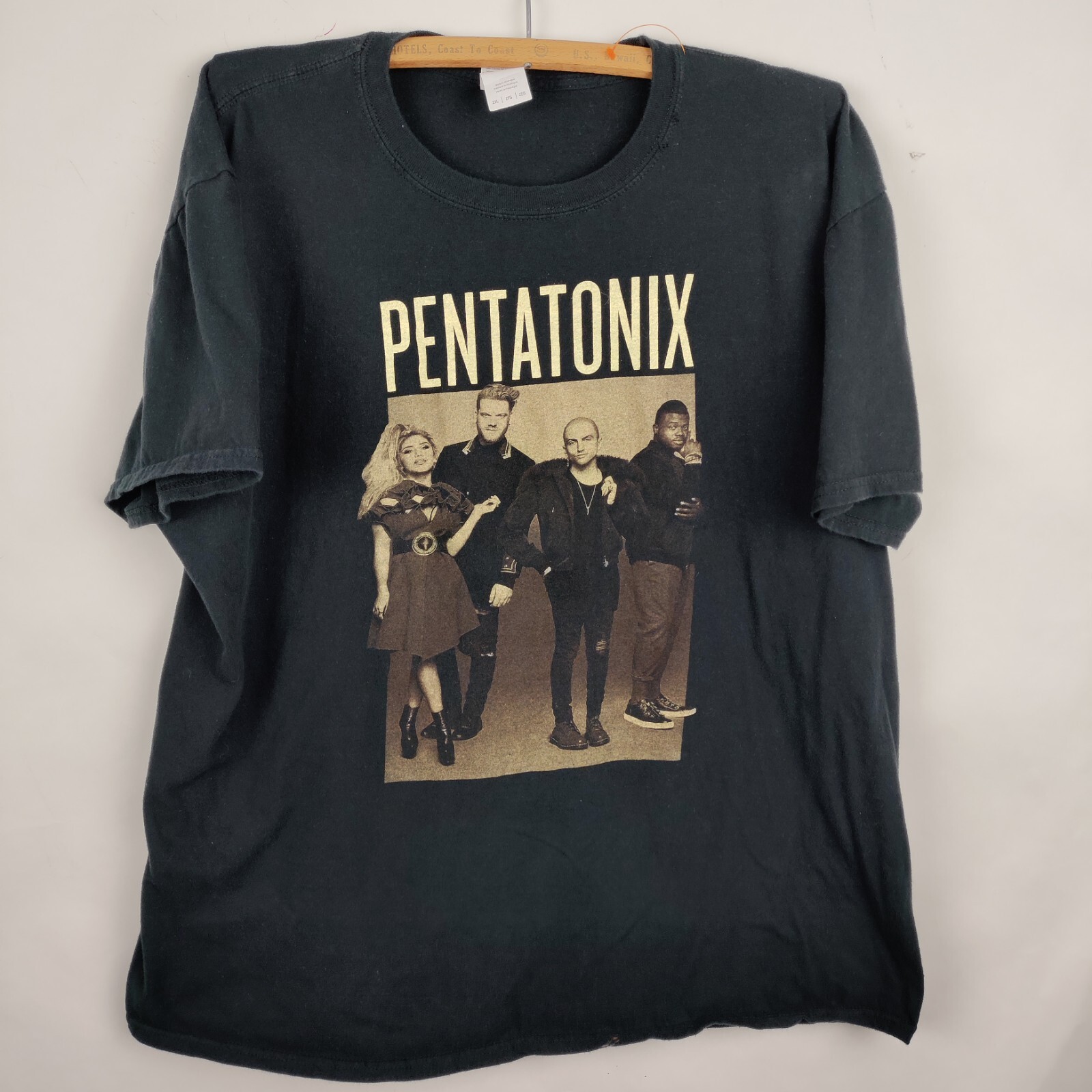 Pentatonix Shirt XL Black Christmas Tour 2017 Band Concert Limited Edition
