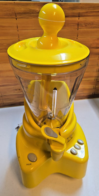 Back to Basics Smoothie Elite SE2000 Machine; Works