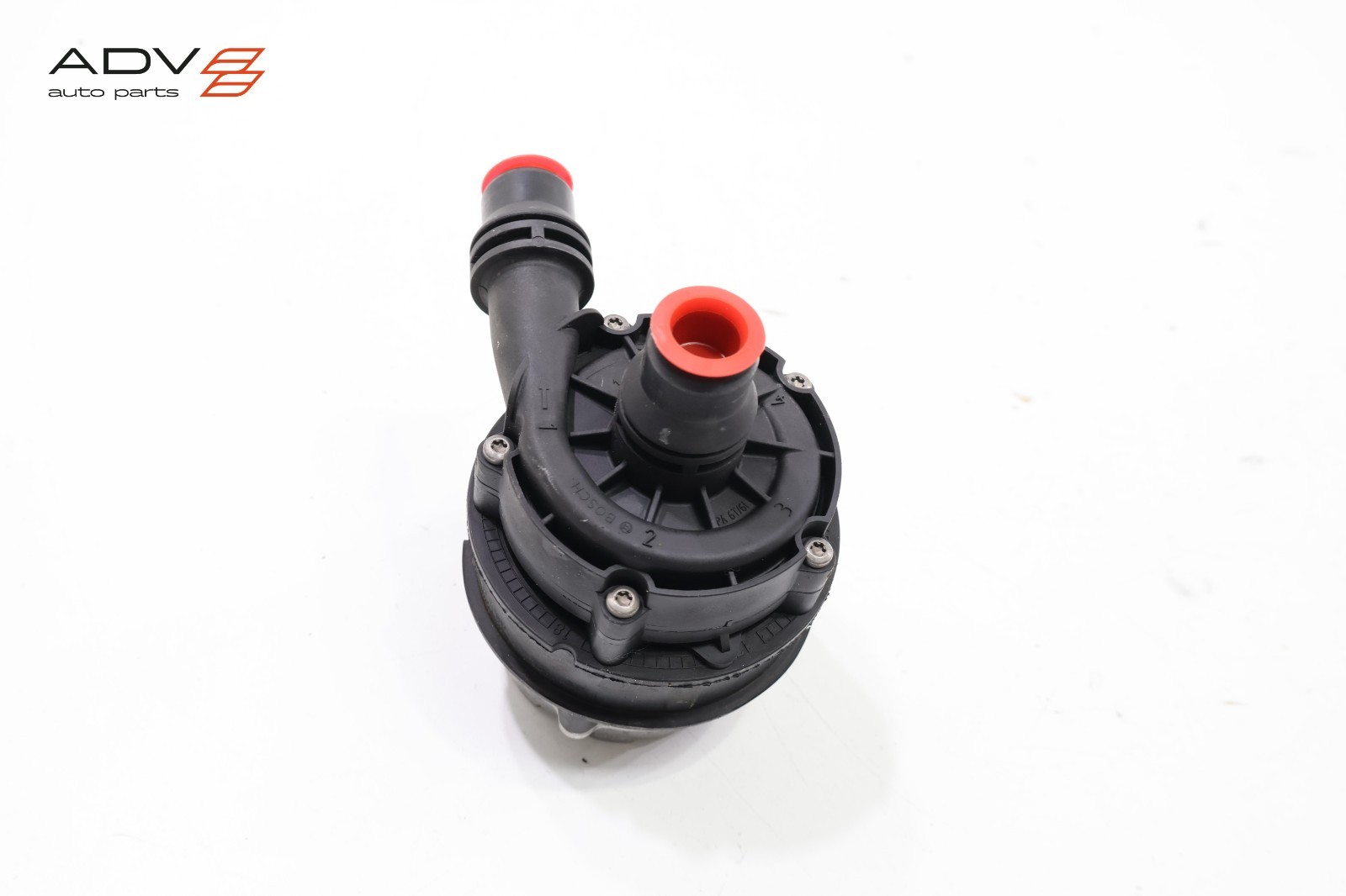 2014 - 2020 BMW i8 I12 ENGINE COOLANT AUXILIARY WATER PUMP OEM