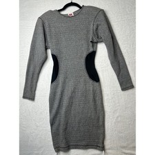 VTG Plati Surf Skin Gray Long Sleeve Open Back Bodycon Dress 11/12 Athletic Knit