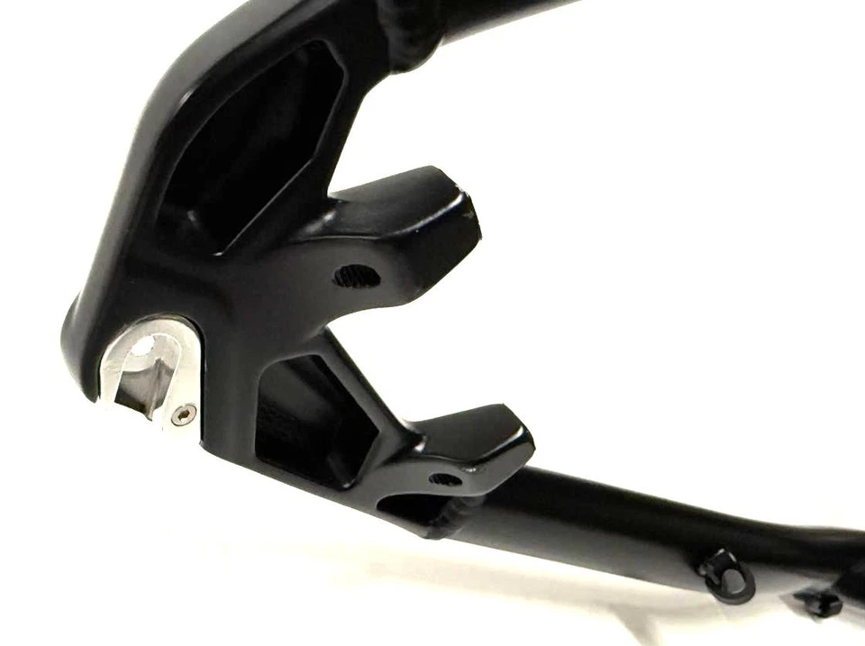 Mongoose Tyax Comp 27.5" Womens 148mm Thru Axle Disc Hardtail Medium Frame+Fork - Image 4 of 4