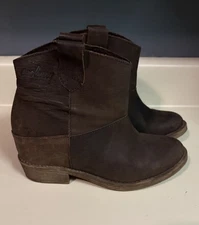 Coolway Just Be Leather Ankle Boots - Sz 7M/38