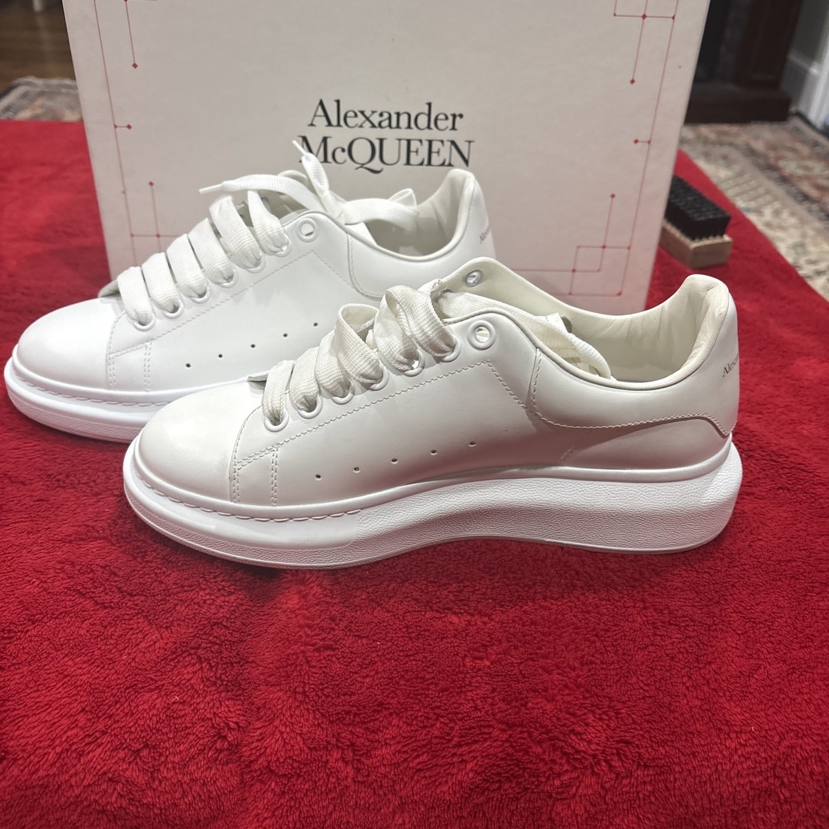Size 40 Alexander McQueen Leather Casual Sneakers Womens White
