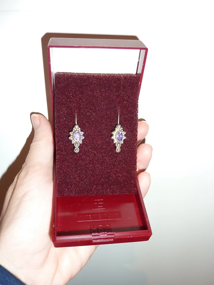 Orecchini argento 925 e ametista sfaccettata. Chiusura a monachella. Vintage - Immagine 2 di 4