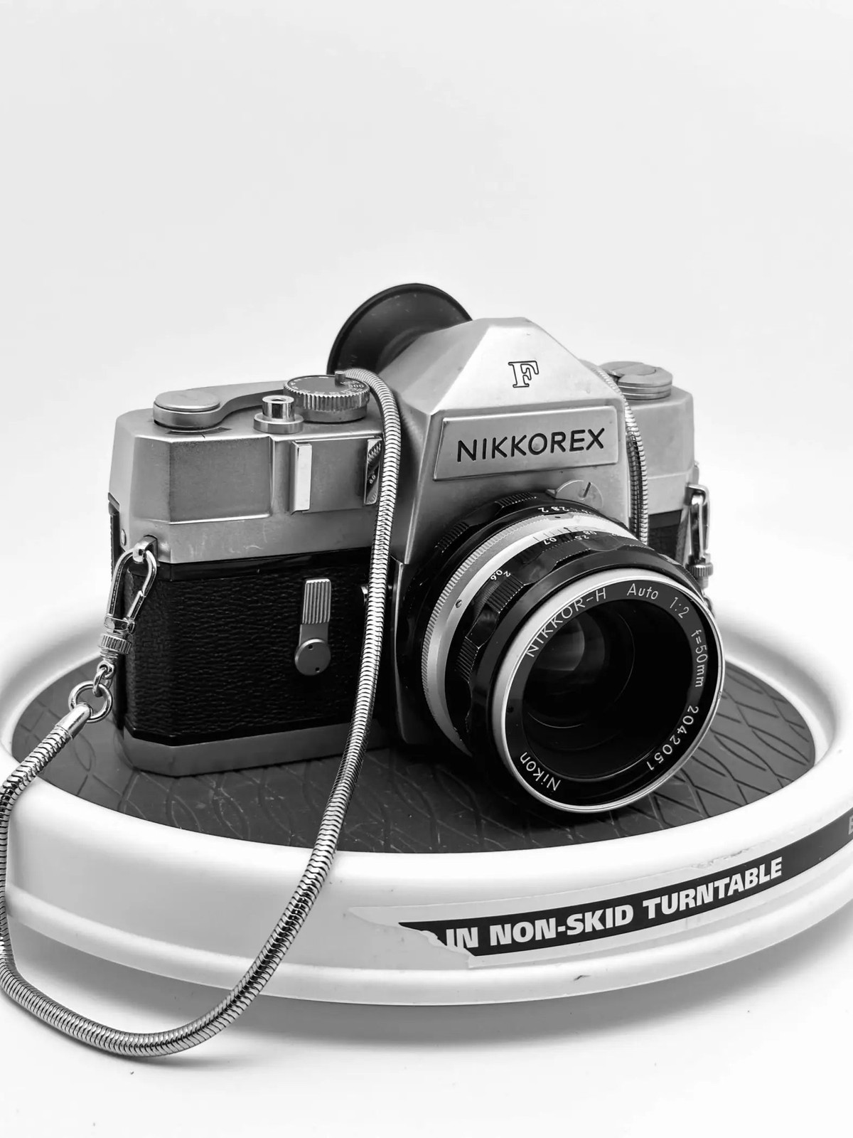 Nikkorex f 35mm Film Camera w 50mm F2 Lens. Used