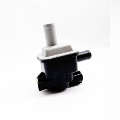 PE01-18-751,136200-7230 Vapor Canister Purge Solenoid for Mazda MX
