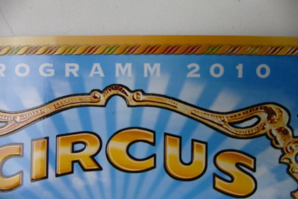 Circus Roncalli Saison 2010 Programmheft To-4965 - Bild 2 von 4