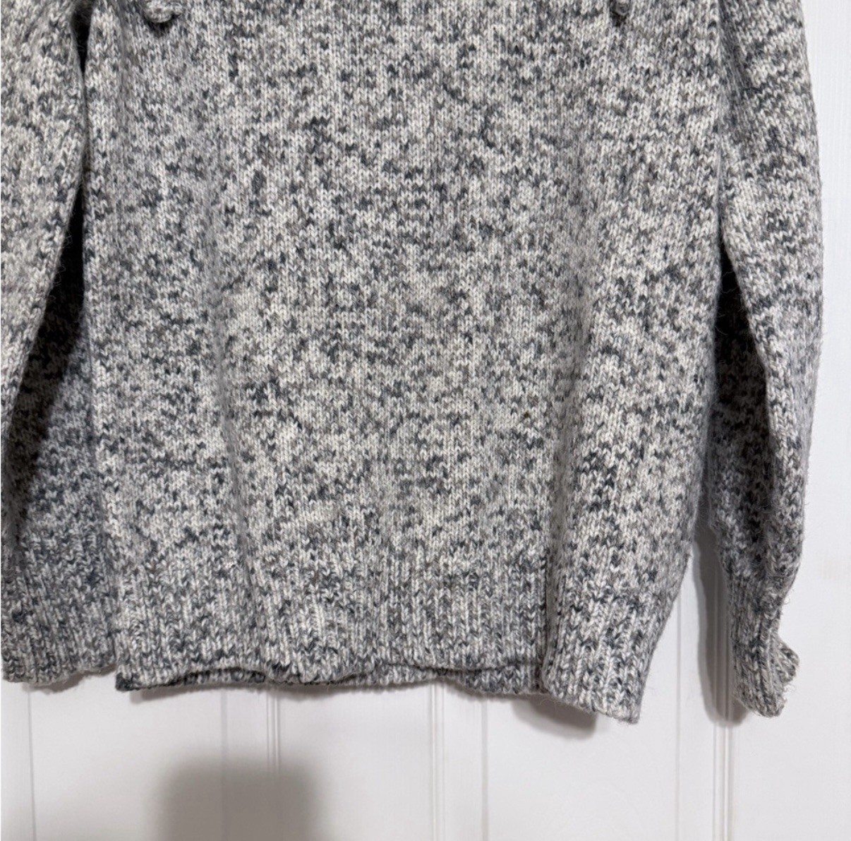 Universal Thread Marled Gray Sweater with Ruffle … - image 3