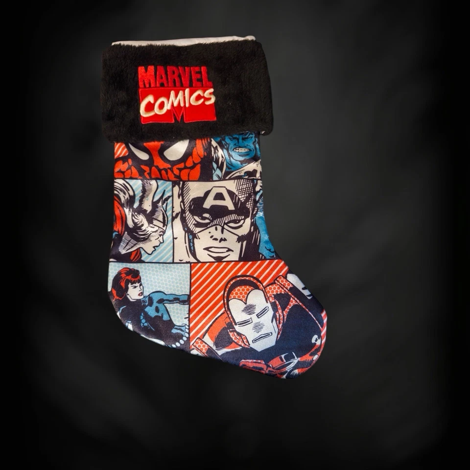 Medias de Navidad Raras Marvel Retro Reimaginadas - Target 2023 - Spiderman Hulk Foto 4 de 4