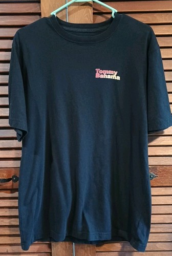 Tommy Bahama, Tommy Bahama Shirt Mens M Black Dirty Martini Parrot Graphic Tee