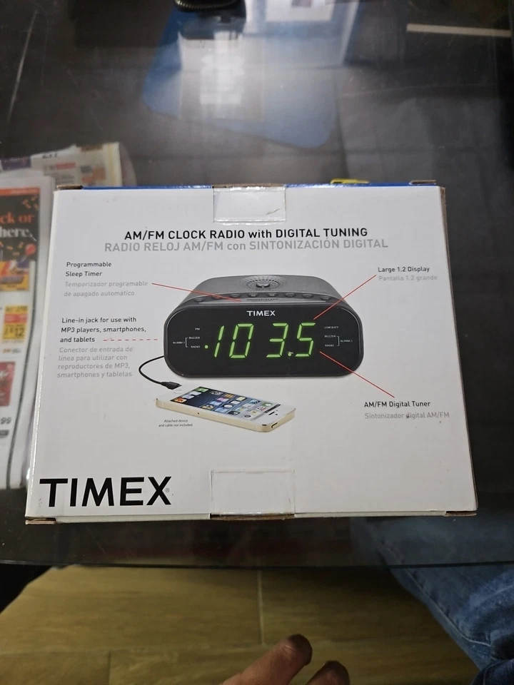 Timex T231G AM/FM Dual Alarm Clock Radio with 1.2-Inch Red Display and Line-In - Image 4 of 4