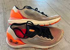 Under Armour HOVR Sonic 6 Damen Laufschuhe / Sportschuhe Sneaker EU 38,5