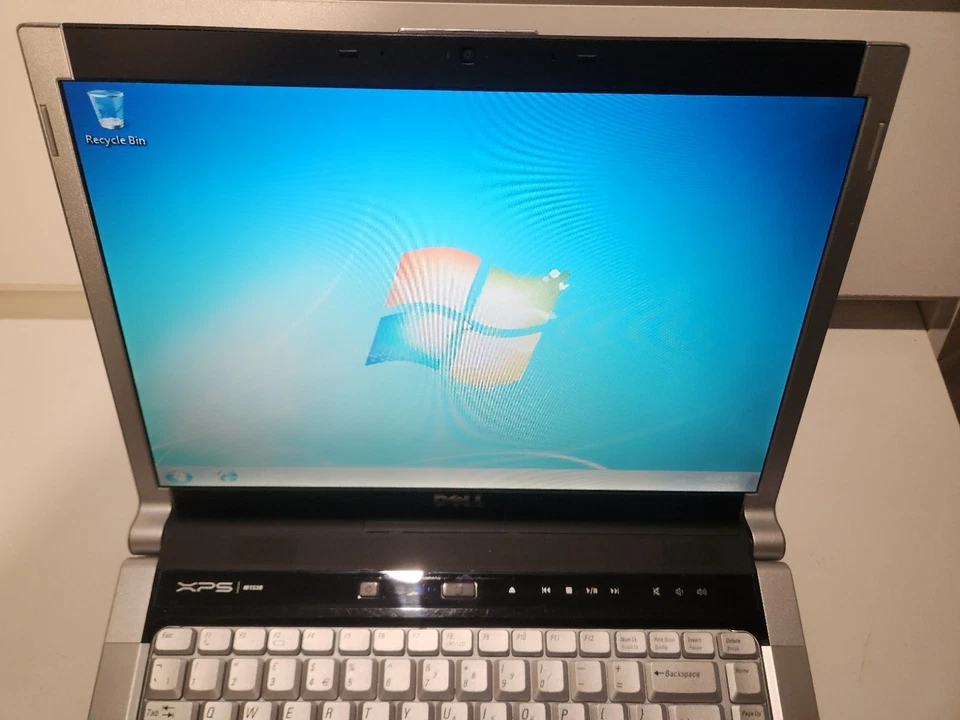 DELL XPS M1530 CLASSIC LAPTOP CORE 2 DUO T5450 3GB RAM 160GB HDD WINDOWS 7  - Image 3 of 4