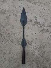 Pointe de flèche africaine tribale