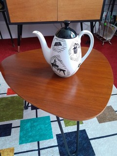 METROFÖRMIGE KAFFEEKANNE HAUSFRAU VON RIDGEWAY POTTERIES HERVORRAGENDER ZUSTAND SEKUNDE 1