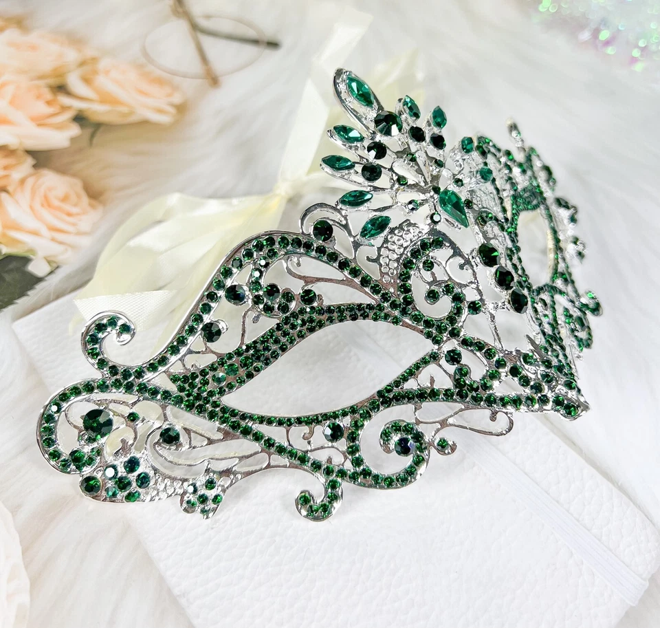 Masquerade Ball Party Mask, Venetian Eye Mask, Mardi Gras Parade Green Mask - Image 4 of 4