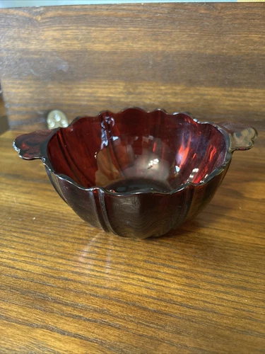 Anchor Hocking Oyster & Pearl Royal Ruby Red Depression Glass Decorative Bowl