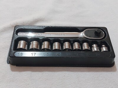 Snap On *sehr guter Zustand* 10-teiliges 3/8'' 6-Punkt metrisches Flankenantrieb   flaches Profil-Set 210RAFSMA