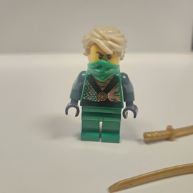Lego New Ninjago Lloyd Rebooted green ninja Minifigure w/Blade sword 70722 70725