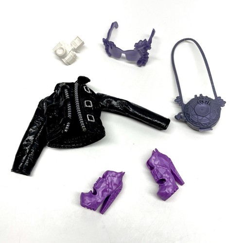Monster High BOO YORK OPERETTA Puppe Mattel 2011 KOMPLETT mit Ergänzungen - Bild 12 von 16
