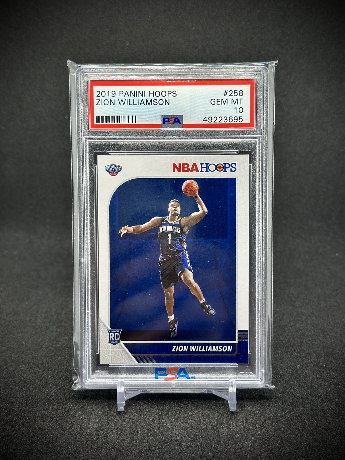 Zion Williamson Rookie 2019 Panini Hoops RC PSA 10 Mint Pelicans