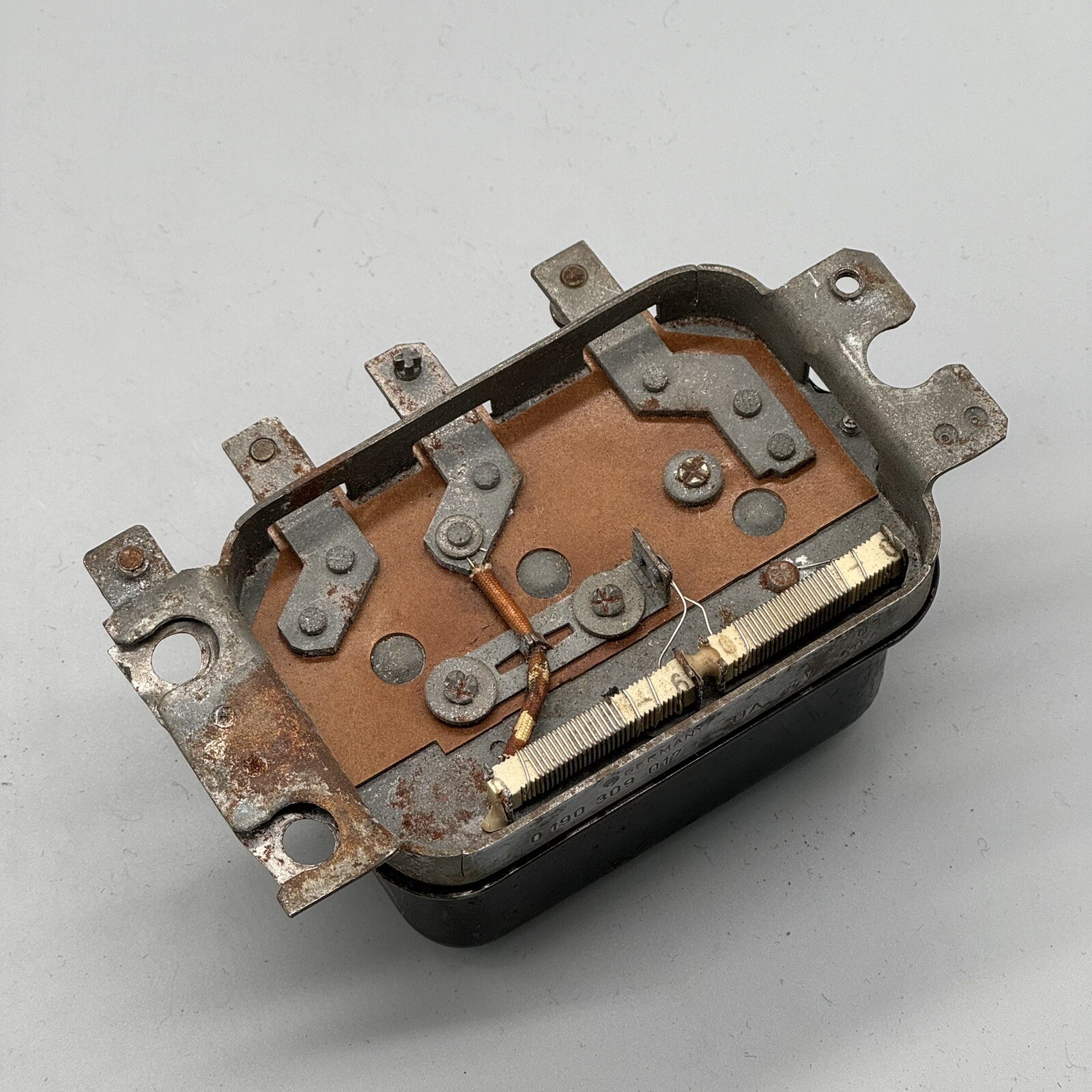 Porsche 356 a B Bosch Voltage Regulator 6v 0190309017 for sale