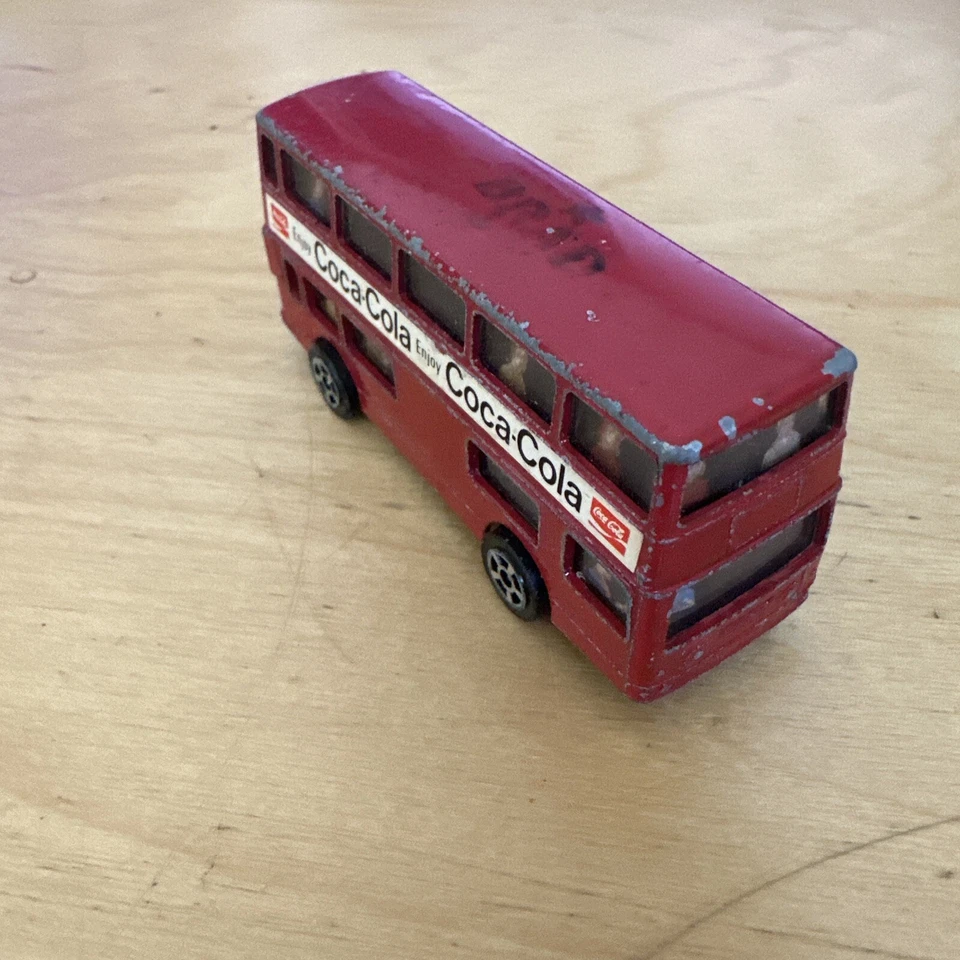 Corgi Juniors Daimler Fleetline London Double-Decker Coke-Cola Bus (Red 1:64) #1 - Image 2 of 4