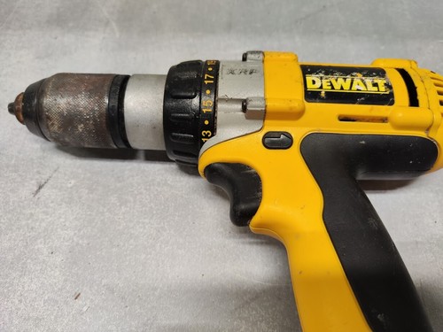 Lot of 4 DeWalt Power Tools - Various Models, Working - Picture 6 of 24