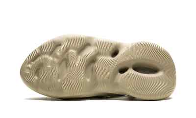 靴 yeezy form runner GV6840 adidas Yeezy Foam Runner Stone Salt GV6840 - Express