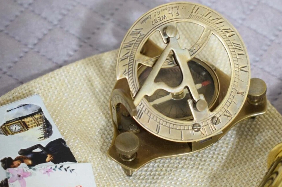 Sculpted Brass Engraved Handmade Binoculars w/ Classic Design and Fine Detailing - Image 3 of 4