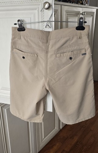 Hurley Lightweight Shorts Teens/Boys Size 16 Tan/Beige Chinos, Quick Dry - Picture 2 of 9