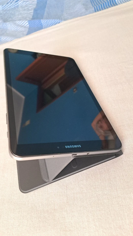 Samsung Galaxy Tab A6 10.1 · 32GB · Cellular, foto 3 di 5