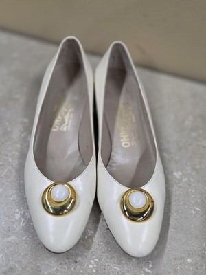 Vintage Salvatore Ferragamo Shoes Womens Size 6.5 B White Gold