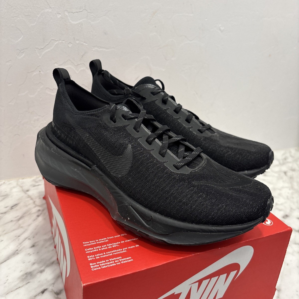 Mens Size Nike ZoomX Invincible Run FK Black Running Shoes