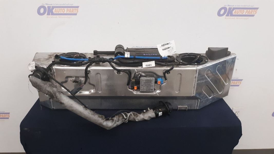 McLaren 570S 2017 Fuel tank