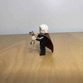 LEGO Star Wars Count Dooku 75017 *VERY GOOD* Condition* *AUTHENTIC*