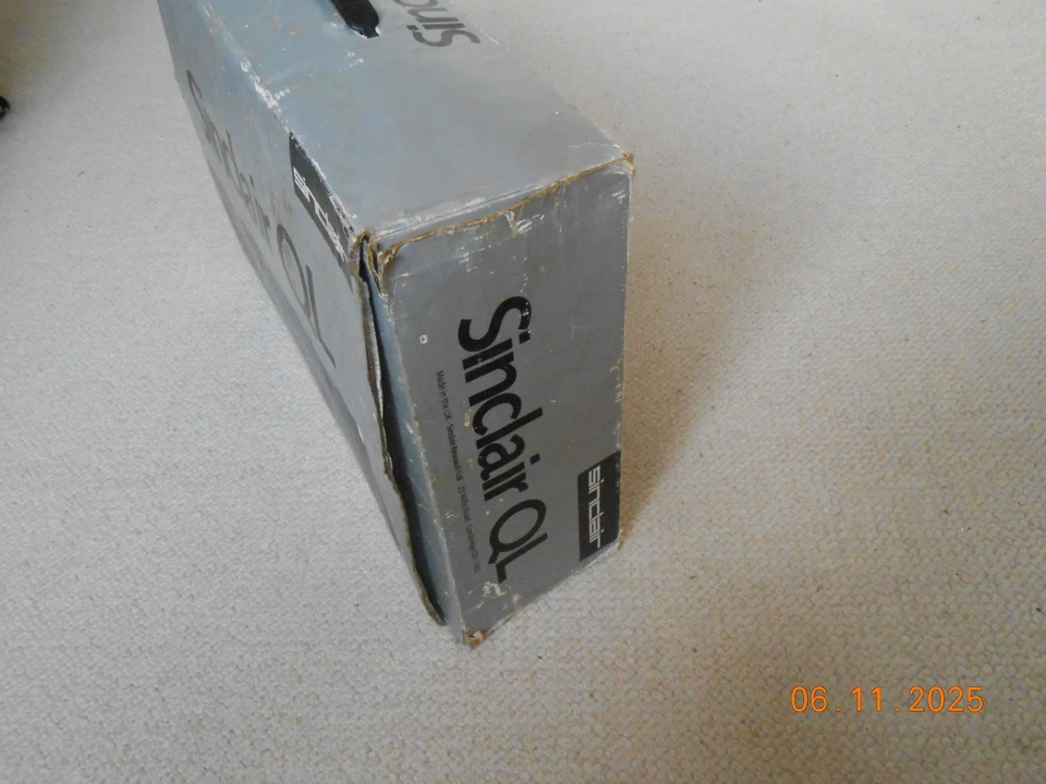 Sinclair QL vintage computer in original box  and working working  working PSU. - Image 2 of 4