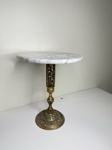 Vintage Netz Messing Carrara Marmorplatte Tisch | Pflanzenständer Beistelltisch - Bild 2 von 11