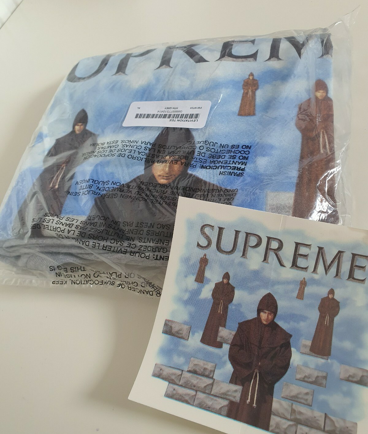 FW19 Supreme Levitation heather grey Tee XL T-shirt New Unopened Made In USA