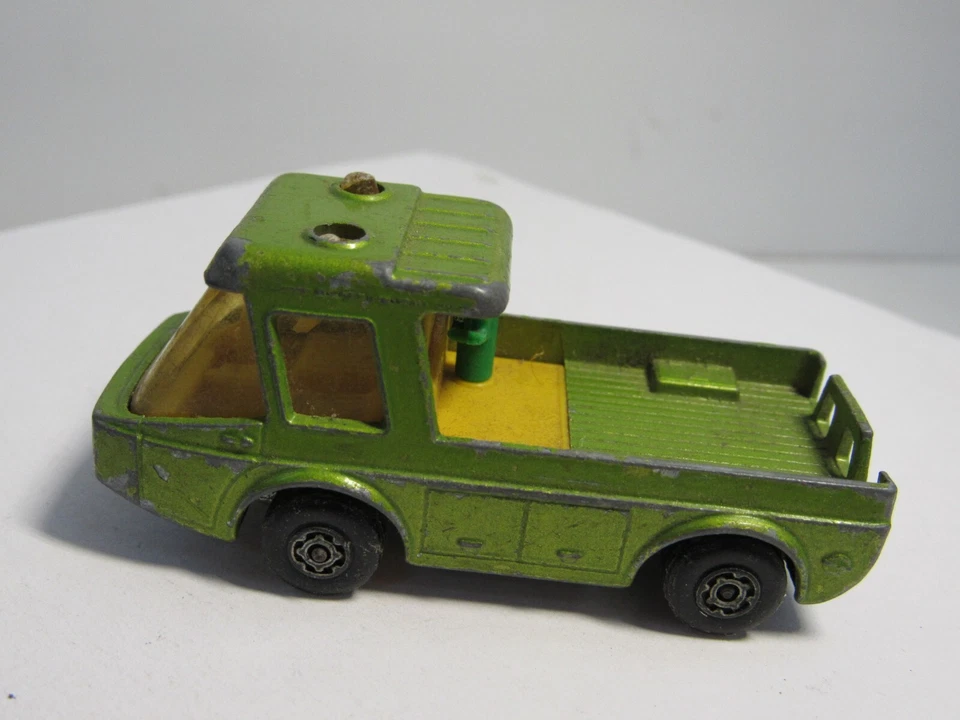 2 GREEN TOW TRUCKS Matchbox Superfast Toe Joe  wrecker No. 74 Vtg Lesney C3-42 - Image 4 of 4