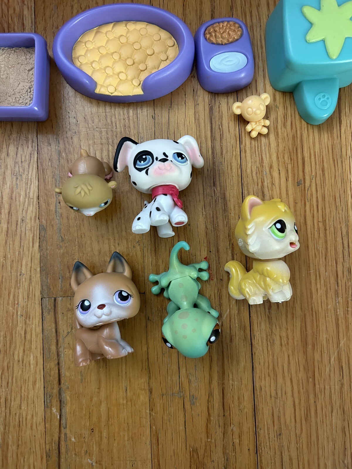 Littlest Pet Shop Get Better Center Little Lovin' Playhouse 44 45 111