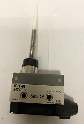 EATON E47YED7 Wobble Stick Snap Action Limit Switch 10 AMP 125 250 VAC 04131T 