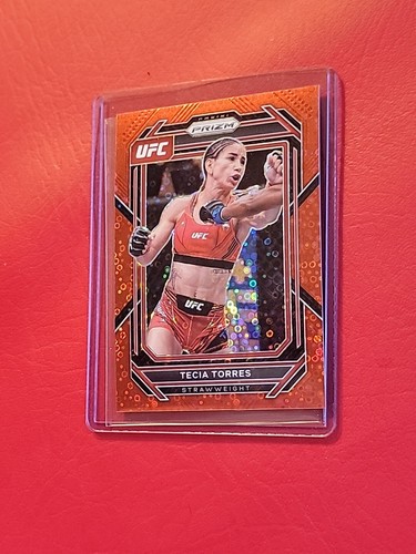 2023 Prizm UFC Vertical Red Disco # 128 Tecia Torres 62/99 Strawweight TopLoaded - Picture 2 of 6
