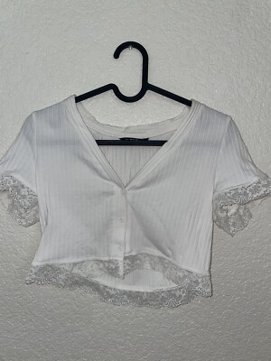 Laced Cropped T-shirt