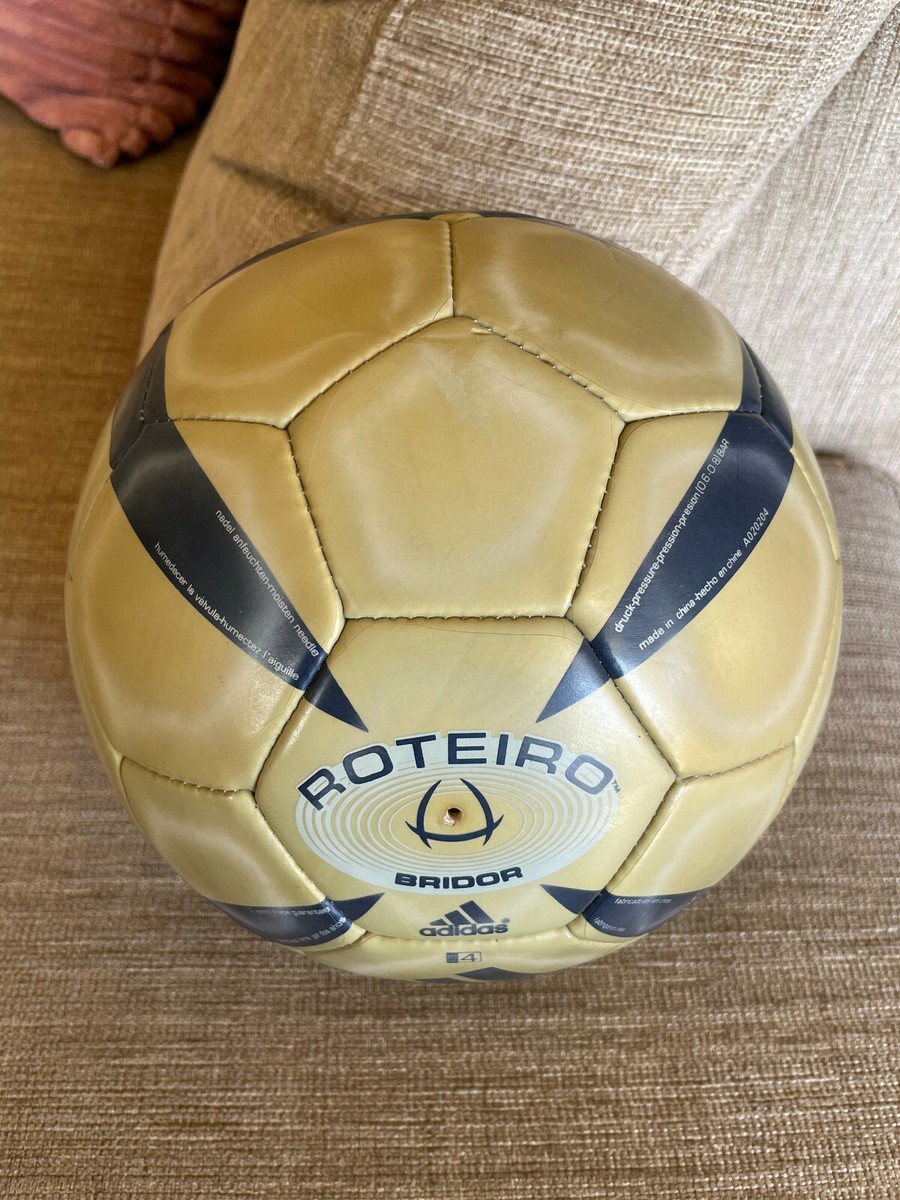 Euro 2004 Roteiro サッカーボール AS5600 ADIDAS ROTEIRO UEFA EURO CUP 2004 PORTUGAL FINAL OFFICAL