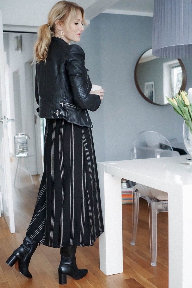 RARE Women’s ZARA Trafaluc Black Leather Jacket Size Small (Good Condition) image 9
