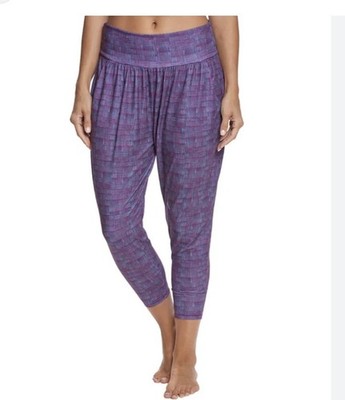 prAna Women's Sz M Yoga Capri Legging Stretch Red Purple Blue Athleisure
