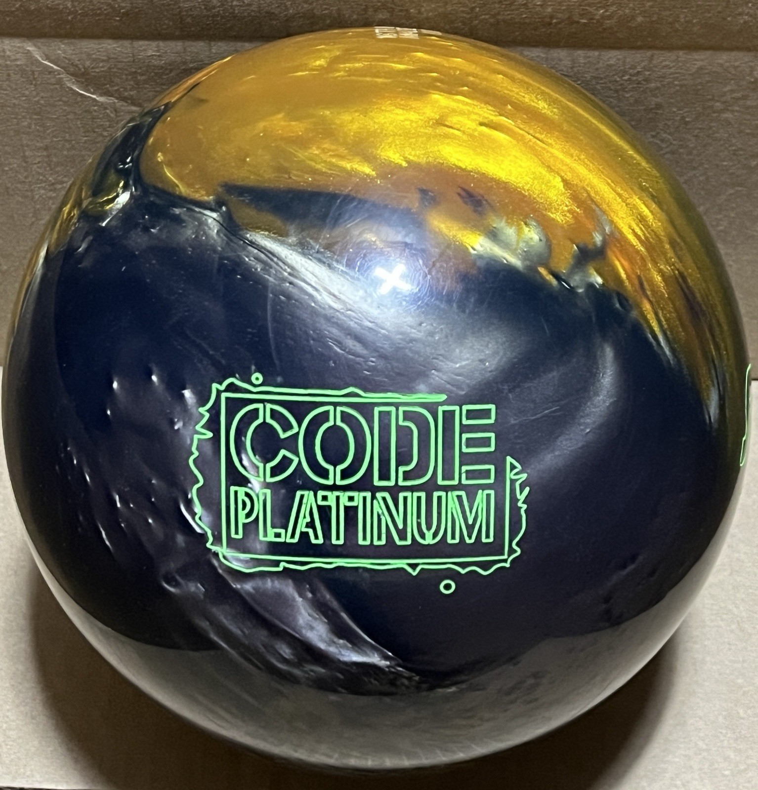 Storm Code Platinum 15 lb Overseas Bowling Ball New Without 