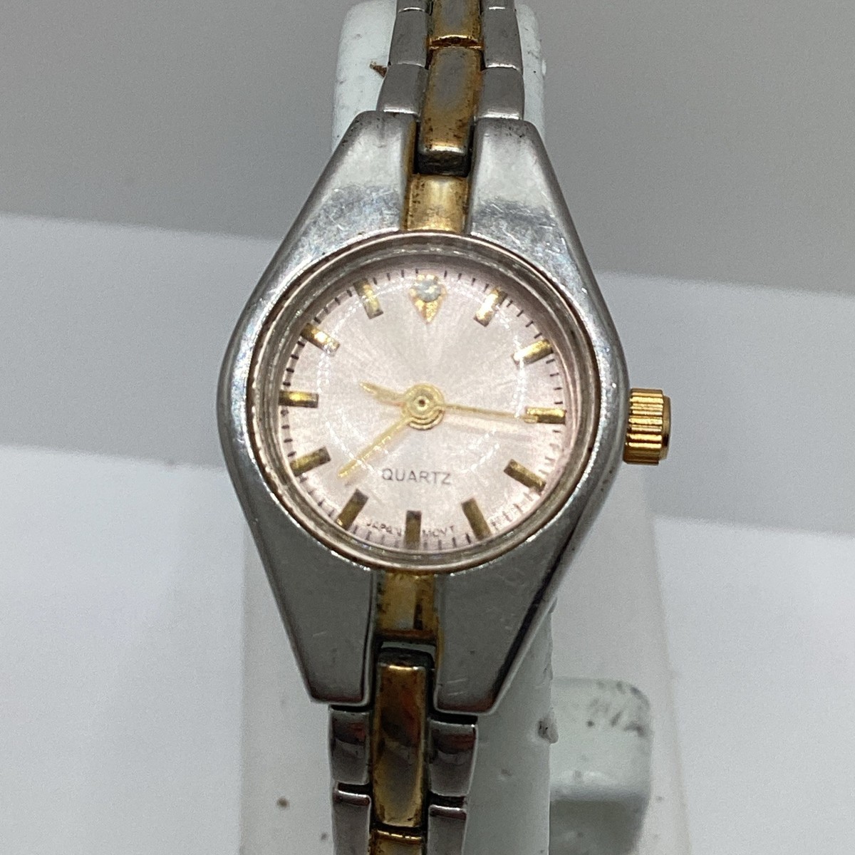 Ladies Two Toned Quartz Fashion Watch New Battery! Womens Fashion Watch
